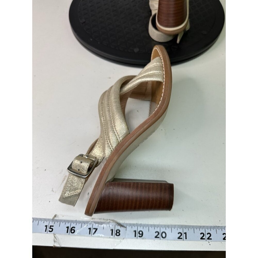 J. Crew Low Block Heel Sandals Ankle Strap Leather Sz 6 Gold - Picture 10 of 10